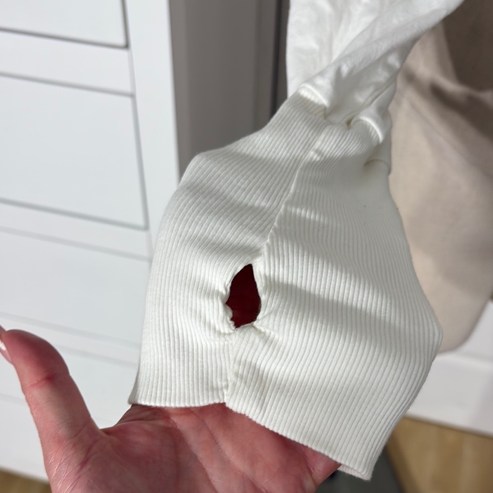 Elegant White Knotted Long Sleeve Top - Picture 3 of 9